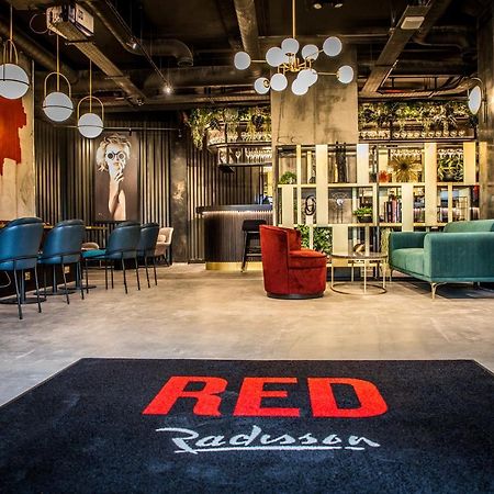 Radisson Red London Greenwich The O2 Extérieur photo